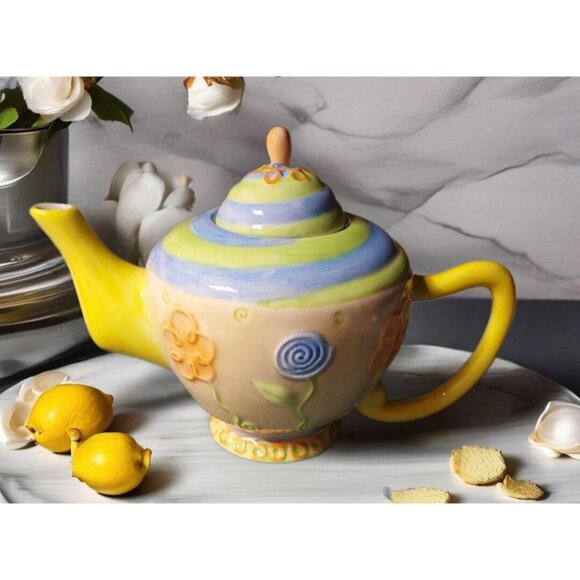 Oneida Teapot Single Serve 12 Oz Pastel Flowers Cottagecore English Tea Charming - Picture 1 of 9